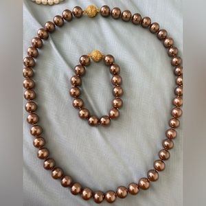 Chocolate pearl set